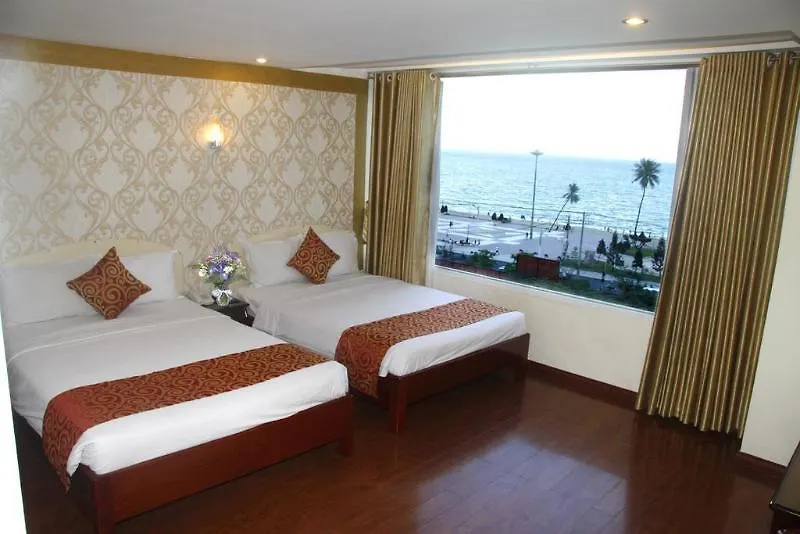 Ngan Ha - Galaxy Hotel Nha Trang 3*,