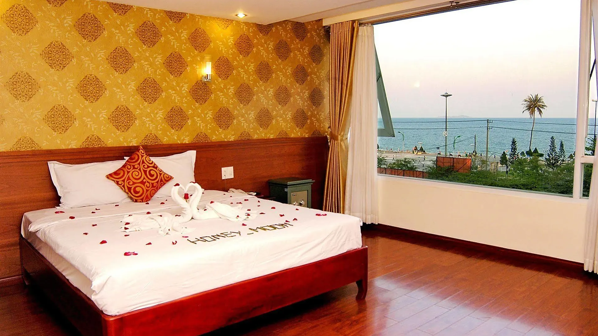 Ngan Ha - Galaxy Hotel Nha Trang Vietnam