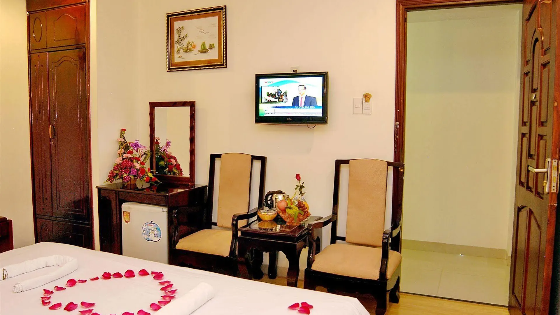 Ngan Ha - Galaxy Hotel Nha Trang